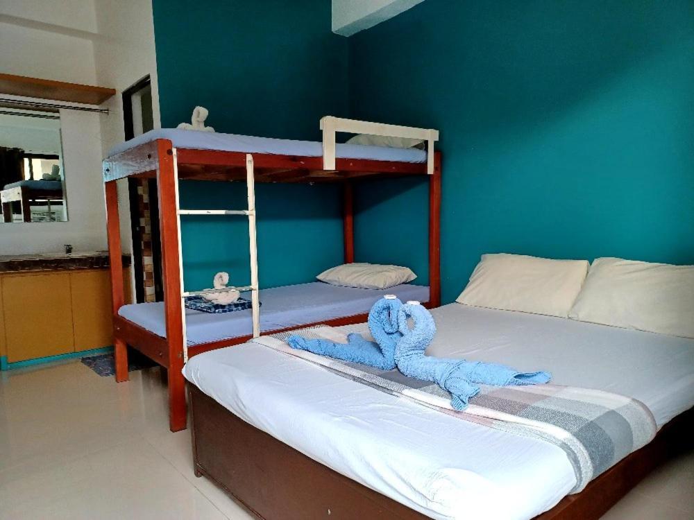 Pete'S Inn Roxas City Exterior photo